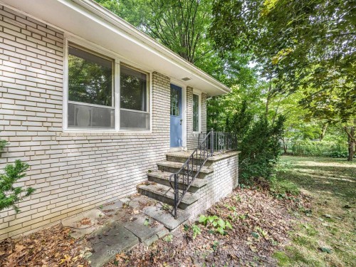 1447 Merrow Road, Mississauga, ON - Outdoor