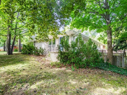 1447 Merrow Road, Mississauga, ON - Outdoor