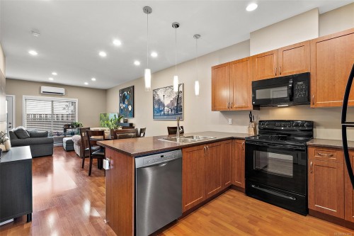 6-1893 Prosser Rd, Central Saanich, BC 