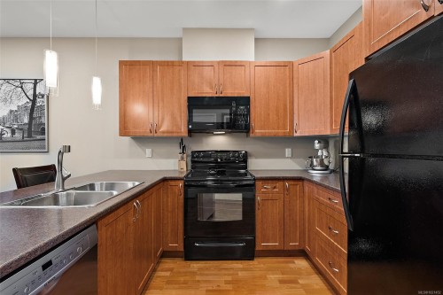 6-1893 Prosser Rd, Central Saanich, BC 