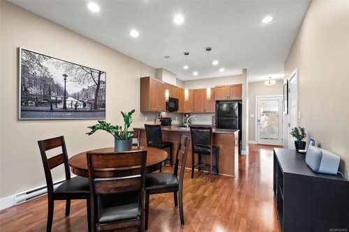 6-1893 Prosser Rd, Central Saanich, BC 