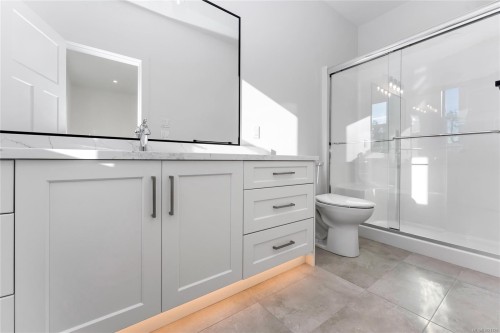 2021 Oakhill Pl, Duncan, BC 