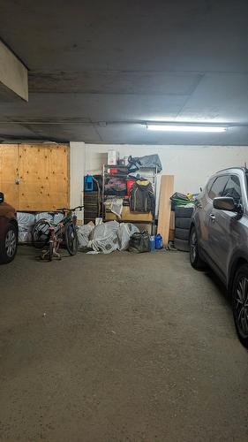 Garage - 509-2450 Ch. Athlone, Mont-Royal, QC - Indoor Photo Showing Garage