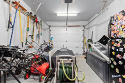 Garage - 
