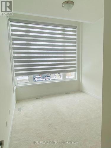 101 Hilts Drive, Richmond Hill, ON - Indoor Photo Showing Other Room