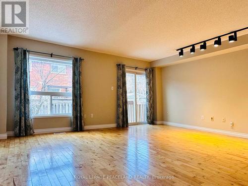 3851 Foxborough Trail, Mississauga, ON - Indoor Photo Showing Other Room