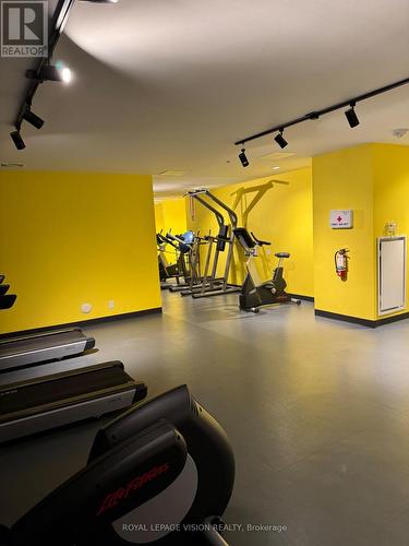 702 - 39 Brant Street, Toronto, ON - Indoor Photo Showing Gym Room