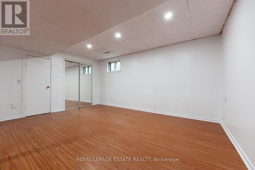 Living room w/ Closet - 4129 Brandon Gate Drive, Mississauga, ON - Indoor