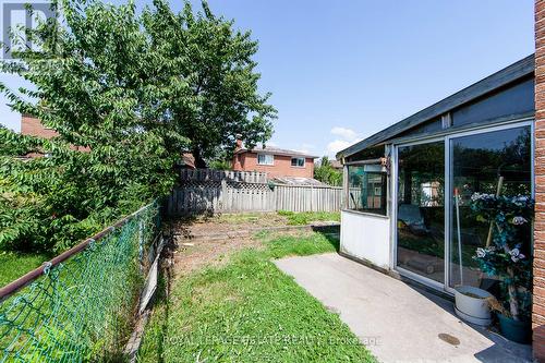 Shared Backyard - 4129 Brandon Gate Drive, Mississauga, ON - Outdoor