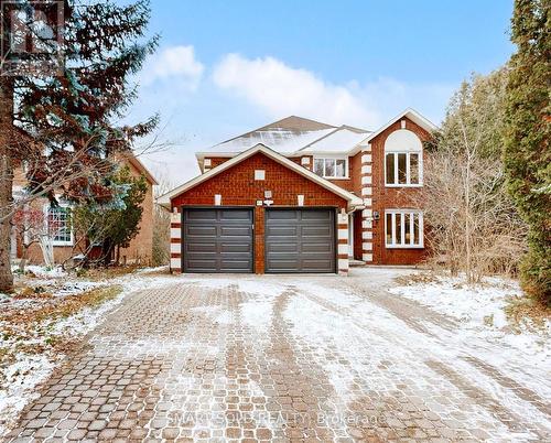 44 CASTLERIDGE DRIVE  Richmond Hill, ON L4B 1P8