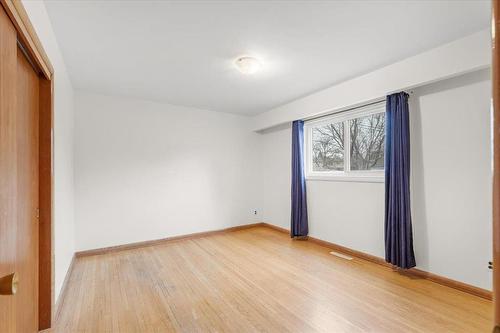 335 Milford Street, Winnipeg, MB - Indoor Photo Showing Other Room