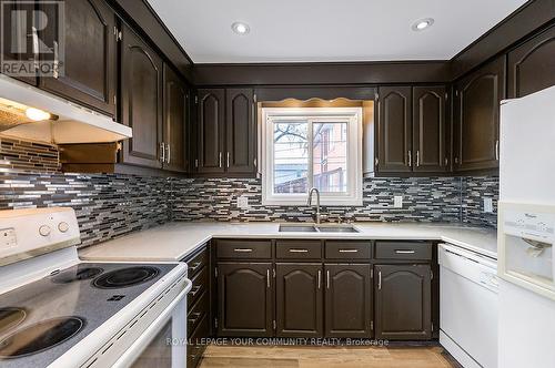 33A Alcan Avenue, Toronto, ON - Indoor Photo Showing Kitchen
