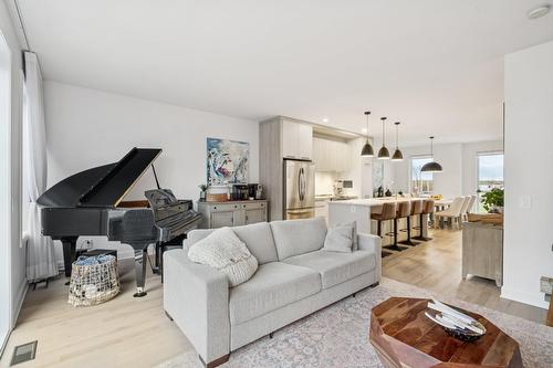 Living room - 109 Rue Des Marronniers, Candiac, QC 