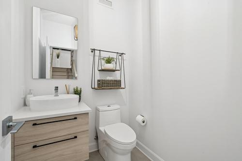 Powder room - 109 Rue Des Marronniers, Candiac, QC 