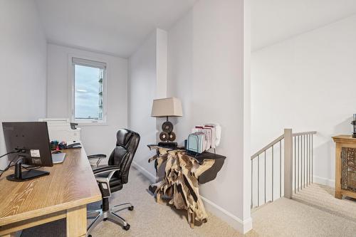 Office - 109 Rue Des Marronniers, Candiac, QC 