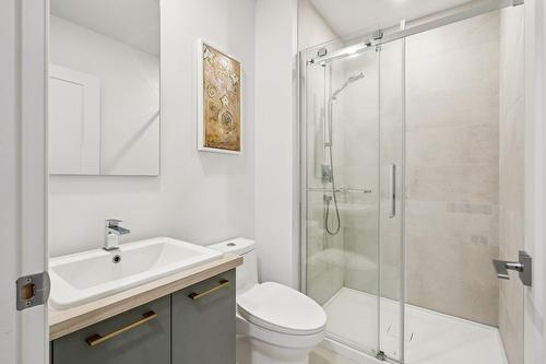 Bathroom - 109 Rue Des Marronniers, Candiac, QC 