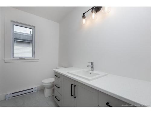 113 Rosenburg St, Moncton, NB 