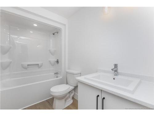 113 Rosenburg St, Moncton, NB 