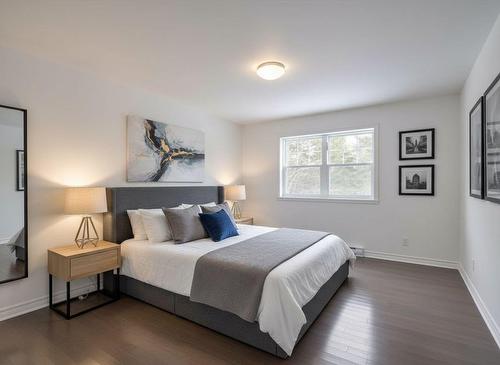 Chambre à coucher - 1463 Rue Ovide, Val-David, QC - Indoor Photo Showing Bedroom