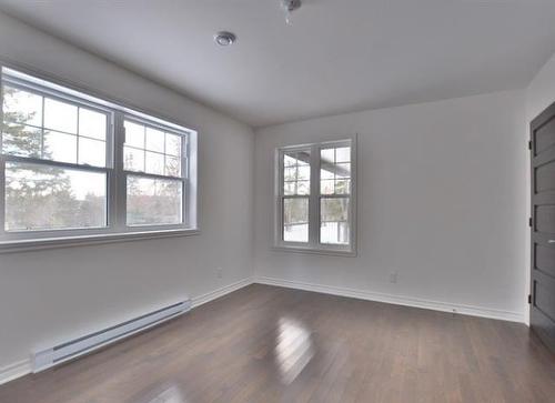 Chambre à coucher - 1463 Rue Ovide, Val-David, QC - Indoor Photo Showing Other Room