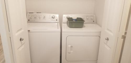 Salle de lavage - 1463 Rue Ovide, Val-David, QC - Indoor Photo Showing Laundry Room