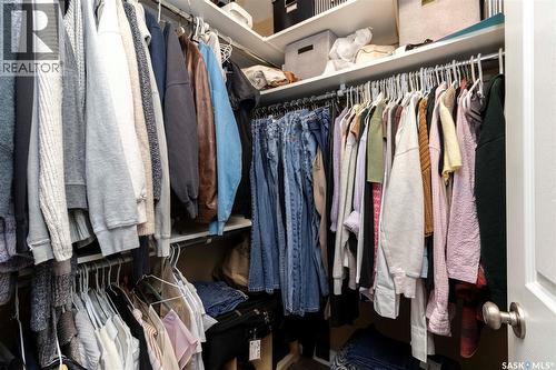 102 Keedwell Street, Saskatoon, SK - Indoor With Storage