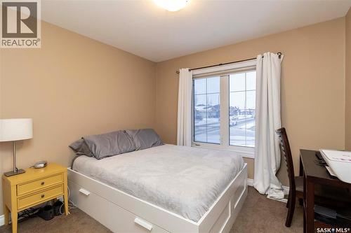 102 Keedwell Street, Saskatoon, SK - Indoor Photo Showing Bedroom
