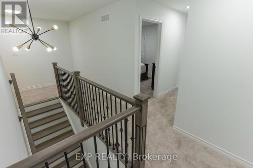 Main - 1749 Finley Crescent, London North, ON - Indoor Photo Showing Other Room