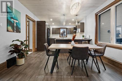 537 Copeland Street, North Bay (Central), ON - Indoor Photo Showing Dining Room