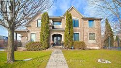 2353 WOODCREST DRIVE  Oakville, ON L6M 4S2