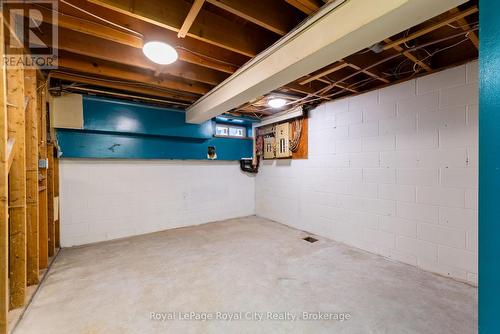 8268 Wellington Road 124, Guelph/Eramosa, ON - Indoor Photo Showing Basement