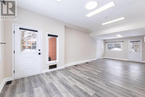 8268 Wellington Road 124, Guelph/Eramosa, ON - Indoor Photo Showing Other Room