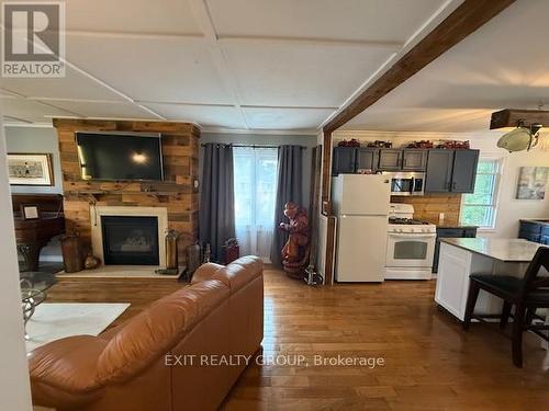 550 Old Highway 2, Quinte West (Sidney Ward), ON - Indoor With Fireplace