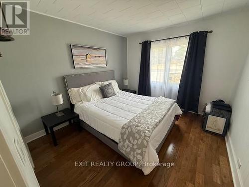 550 Old Highway 2, Quinte West (Sidney Ward), ON - Indoor Photo Showing Bedroom