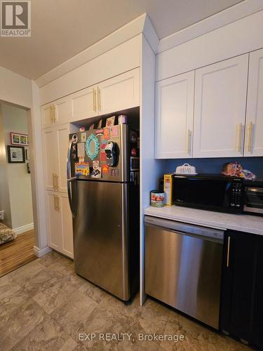 626 Laurier Boulevard, Brockville, ON - Indoor Photo Showing Kitchen