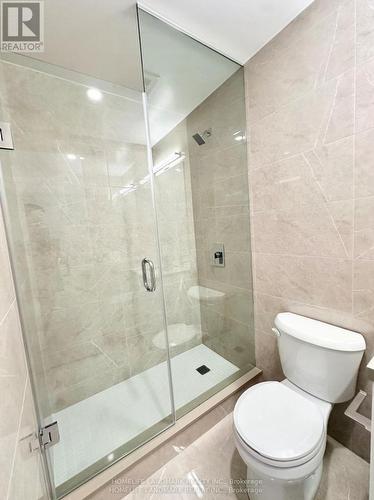 1304 - 195 Mccaul Street, Toronto, ON - Indoor Photo Showing Bathroom