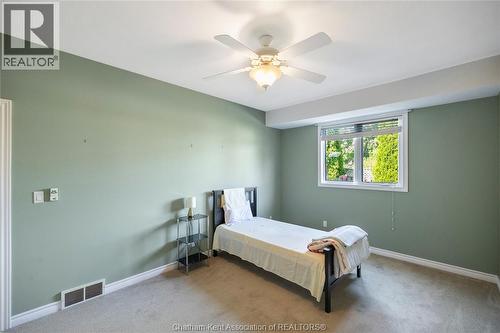 15 Oakgrove Lane, Chatham, ON - Indoor Photo Showing Bedroom