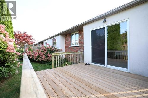15 Oakgrove Lane, Chatham, ON - Outdoor With Deck Patio Veranda With Exterior