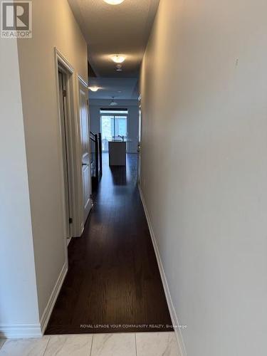 65 Phoenix Boulevard, Barrie, ON - Indoor Photo Showing Other Room