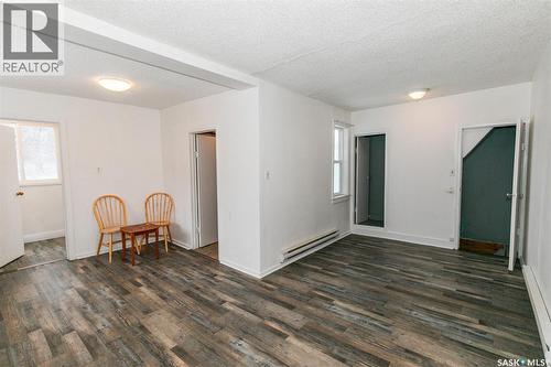 241 Manitoba Avenue, Kerrobert, SK - Indoor Photo Showing Other Room
