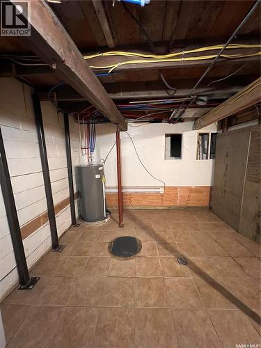 241 Manitoba Avenue, Kerrobert, SK - Indoor Photo Showing Basement
