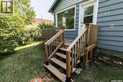 241 Manitoba Avenue, Kerrobert, SK - Outdoor With Exterior