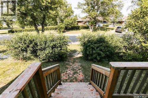 241 Manitoba Avenue, Kerrobert, SK - Outdoor