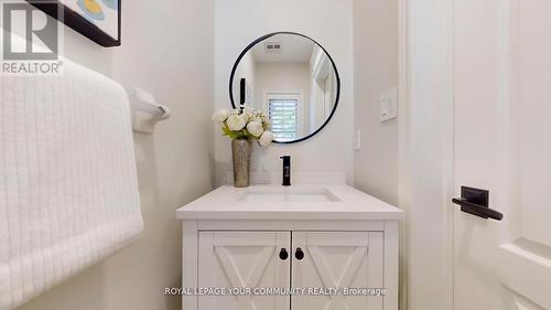 164 - 190 Harding Boulevard W, Richmond Hill, ON - Indoor Photo Showing Bathroom