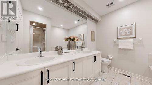 164 - 190 Harding Boulevard W, Richmond Hill, ON - Indoor Photo Showing Bathroom