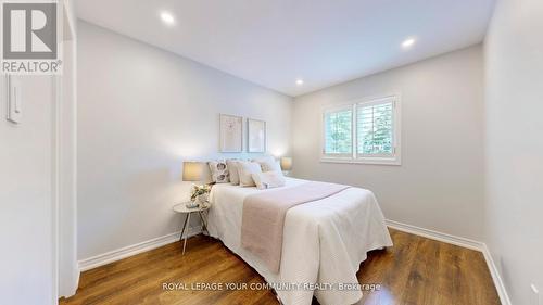 164 - 190 Harding Boulevard W, Richmond Hill, ON - Indoor Photo Showing Bedroom