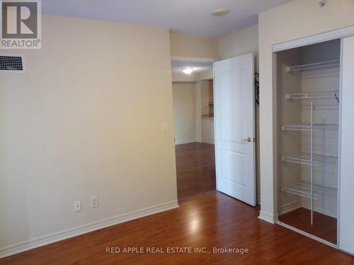 1506 - 350 Princess Royal Drive, Mississauga, ON - Indoor Photo Showing Other Room