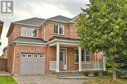 2565 FALKLAND CRESCENT  Oakville, ON L6M 4X9
