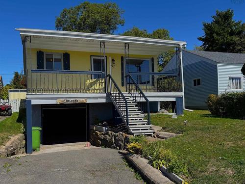 92 Chestnut Street, Pictou, NS 