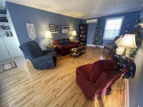 11690 Highway 4, Barra Head, NS 